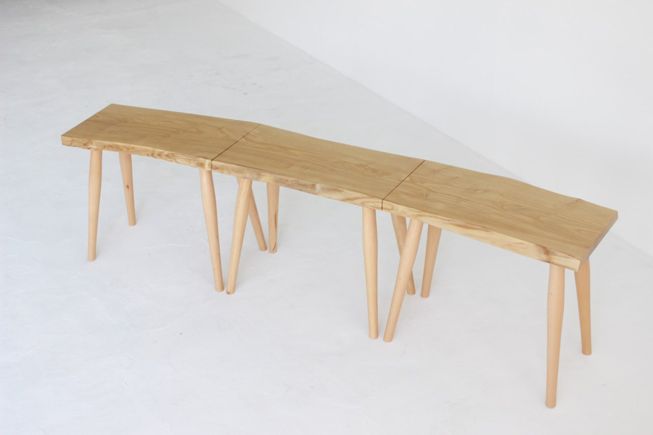 3連スツール（クリ）の商品画像です。